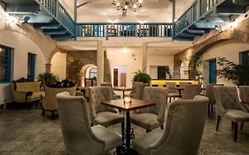Hotel Rojas Inn